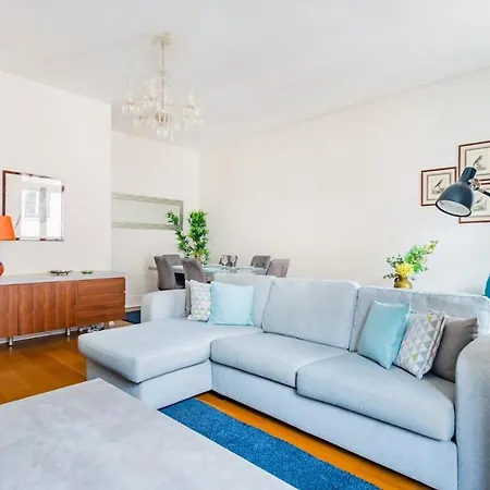 Downtown 75 Prestige In Baixa Апартаменты *